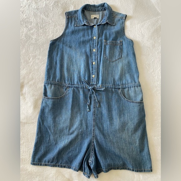 Universal Thread Pants - Universal Thread Denim Romper Shorts Size Medium